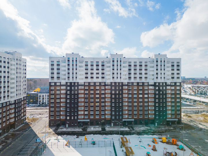 3-к. квартира, 87 м², 3/17 эт.