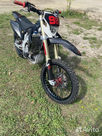 Мотоцикл эндуро baltmotors dakar 250