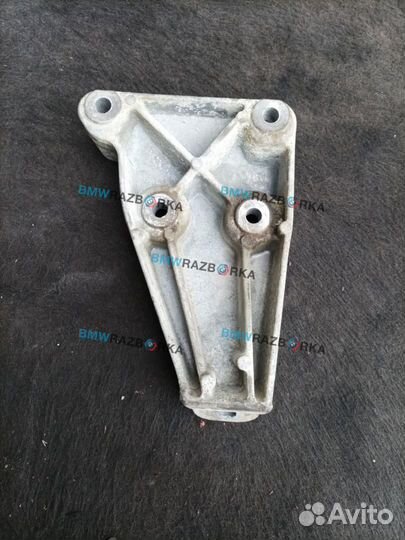Кронштейн двигателя левый BMW 3 F30/F31/F34 F30