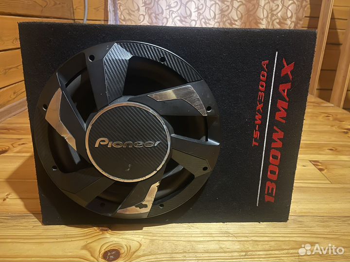 Активный сабвуфер