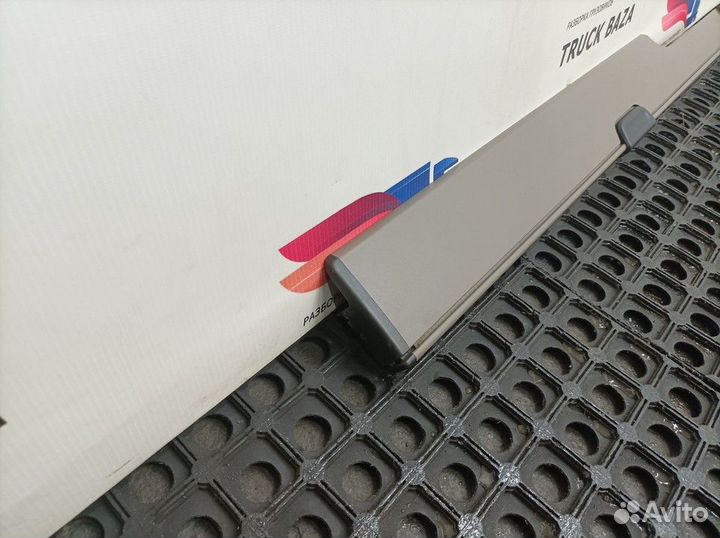 1790996 Солнцезащитная шторка боковая левая