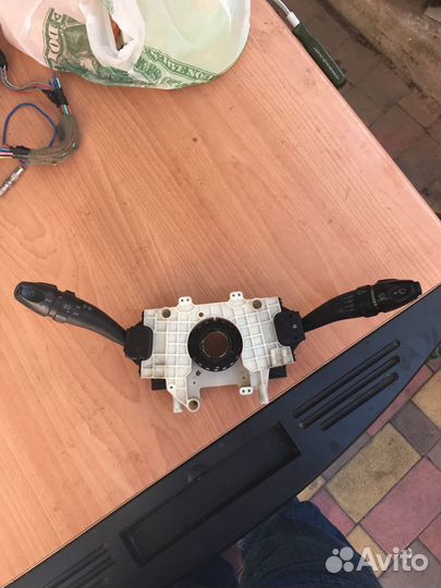 Подрулевой переключатель Хендай Соната