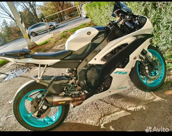 Мотоцикл Yamaha R6