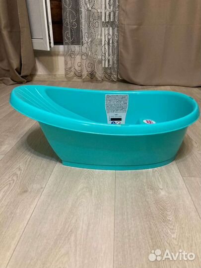 Ванночка для купания с горкой