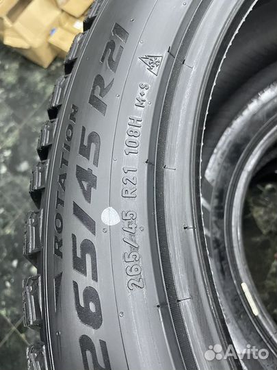 Pirelli Scorpion Ice Zero 2 265/45 R21 108H