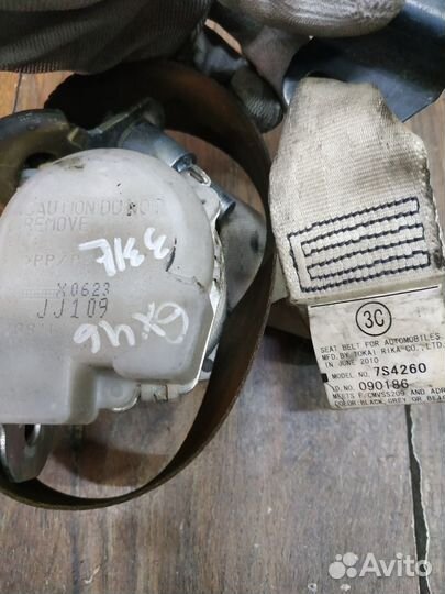 Lexus GX460 Ремень безопасности третьего ряд LH RH