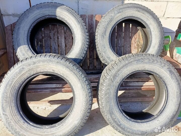 Nokian Tyres Hakkapeliitta 5 265/65 R17