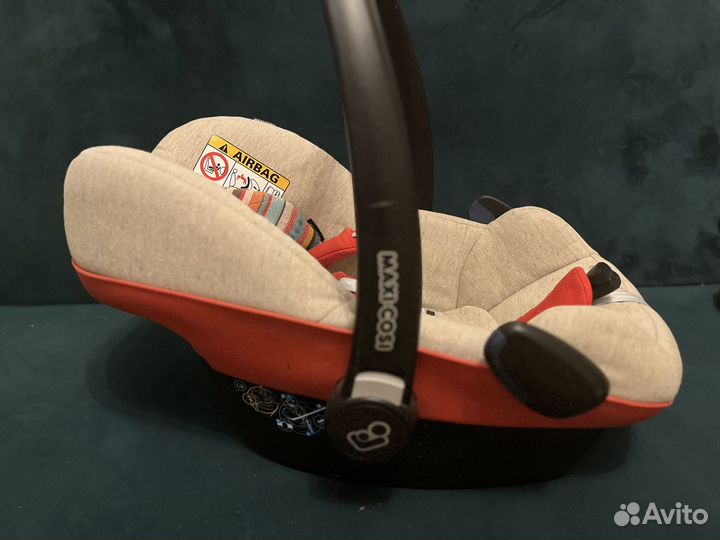 Автокресло-переноска Maxi-Cosi Pebble от 0 до 15 м