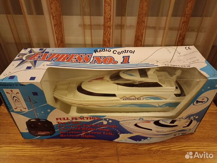 Продам радиоуправляемый корабль