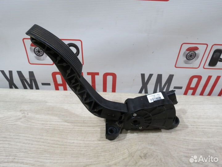Педаль газа Hyundai Solaris