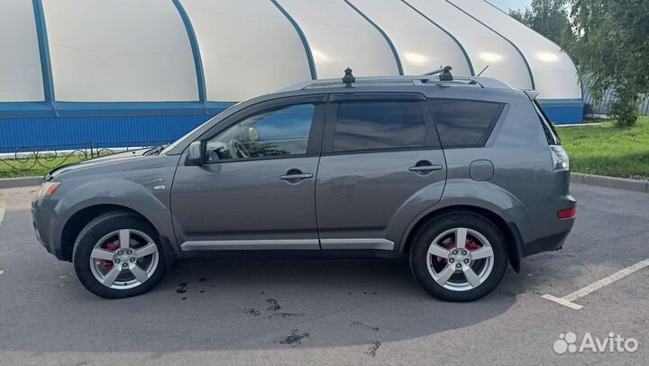 Mitsubishi Outlander 3.0 AT, 2008, 240 000 км