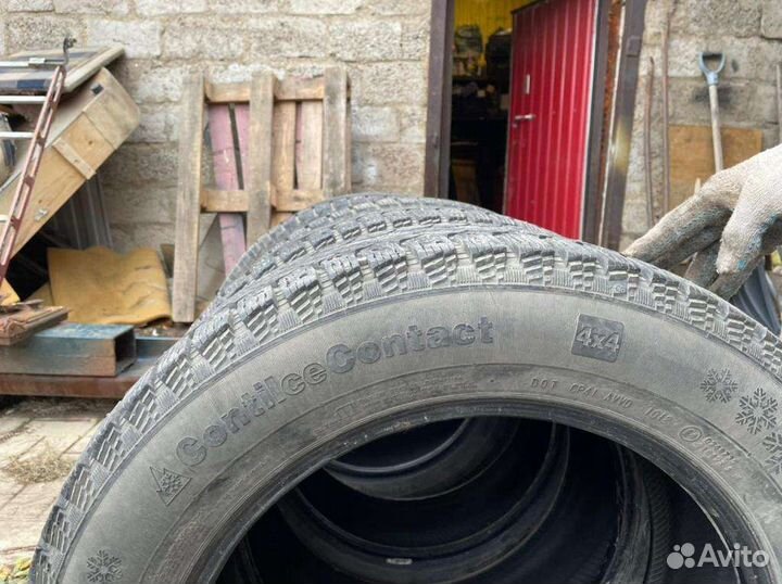 Continental ContiIceContact 4x4 225/60 R17