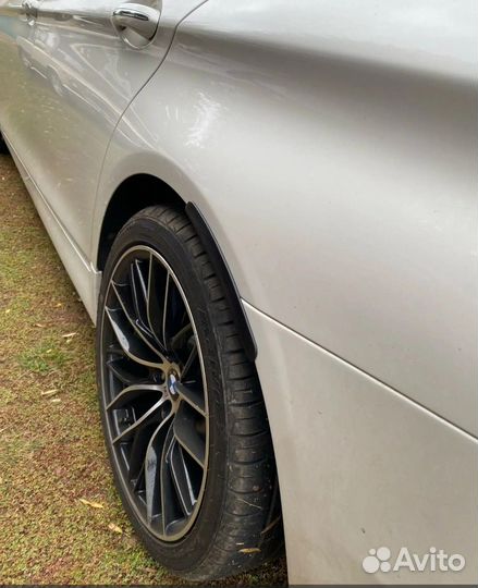 Брызговики универсальные