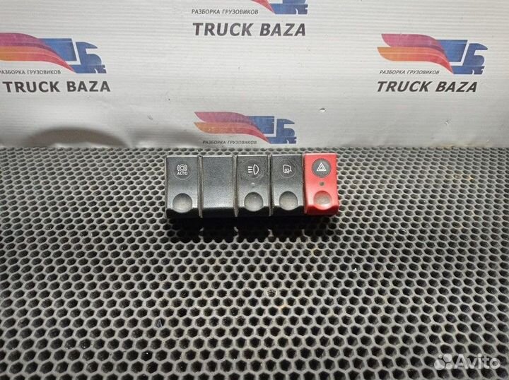Панель с кнопками Renault Magnum