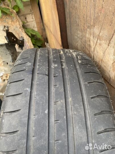 Accelera Accelera 235/40 R19