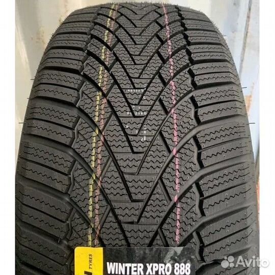 Roadmarch Winter XPro 888 245/50 R18