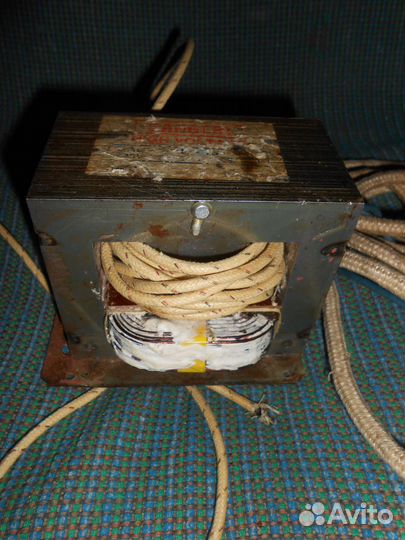 Большой Тяжёлый Трансформатор с Шнуром Вилкой