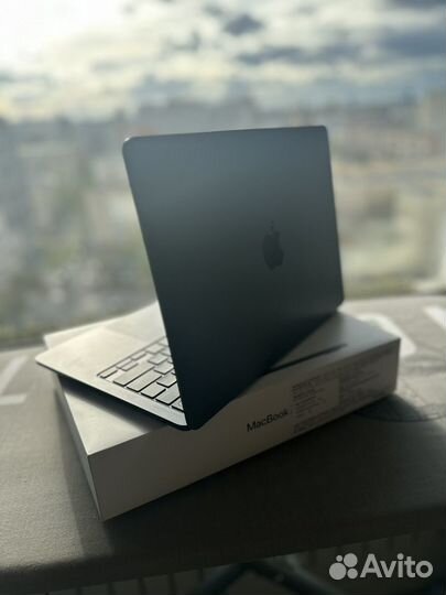 Apple MacBook Air