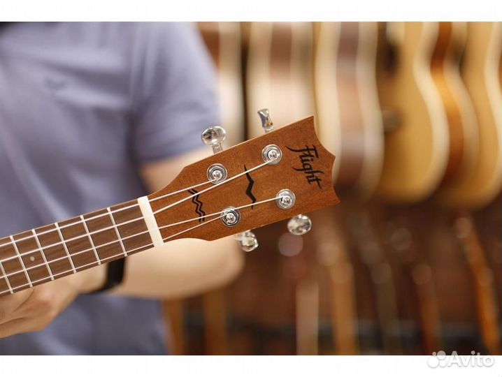 Flight AUC-33 Orchid Укулеле концерт