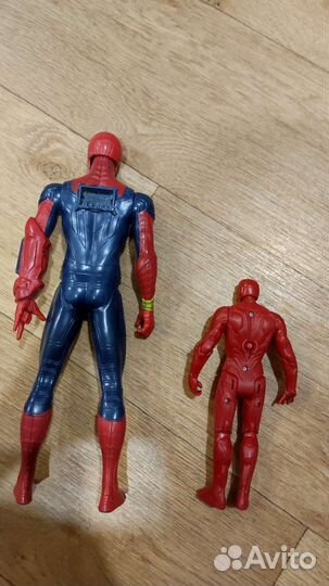 Человек-паук и железный человек