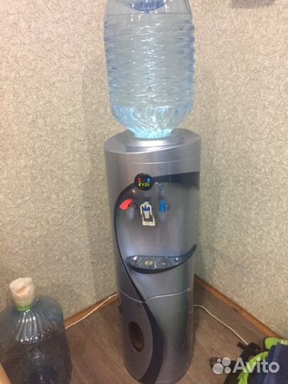 Кулер для воды