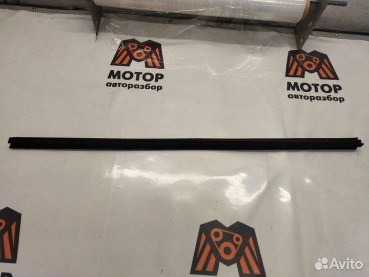 Накладка стекла передняя правая Chery Bonus A13