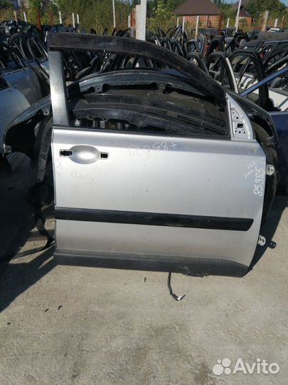 Дверь передняя правая Nissan X-Trail T31