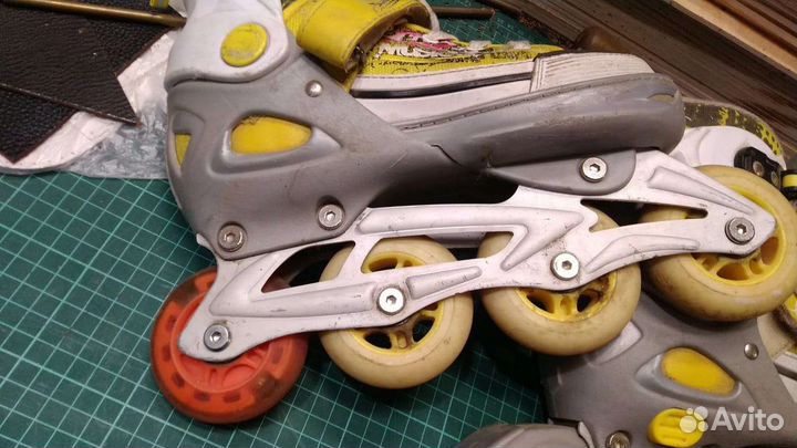 Роликовые коньки