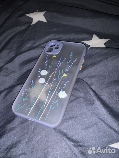 Чехол на iPhone 11