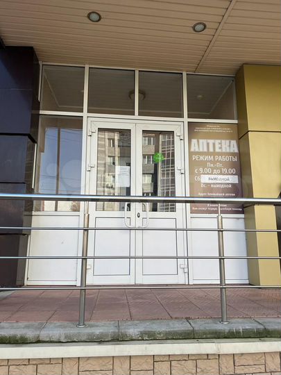 Торговая площадь, 65 м²