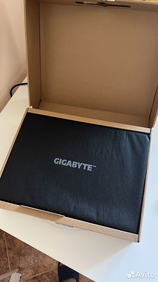 Gigabyte G6X 9KG