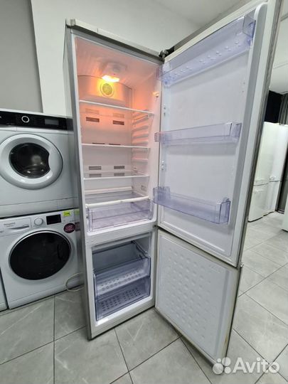 Холодильник beko No Frost CN335220 X 201 cм