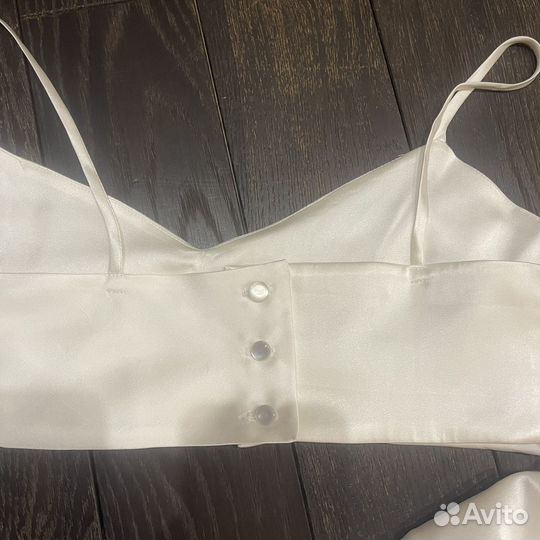 Костюм шелковый размер s