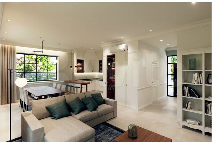 Дом 174 м² на участке 4,3 сот.