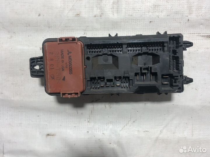 Блок предохранителей Мицубиси carisma