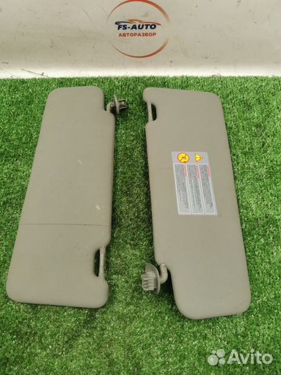 Козырек LADA Largus универсал 1.6