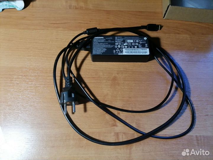 Продам зарядное устройство