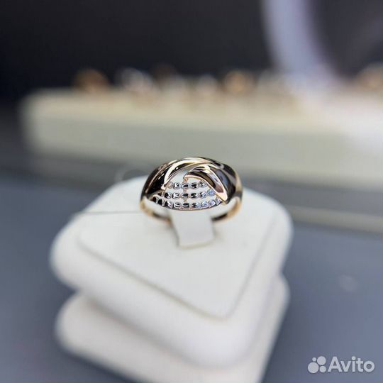 Золотое кольцо 585 пробы золото