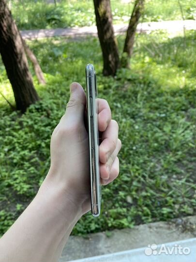 iPhone X, 64 ГБ