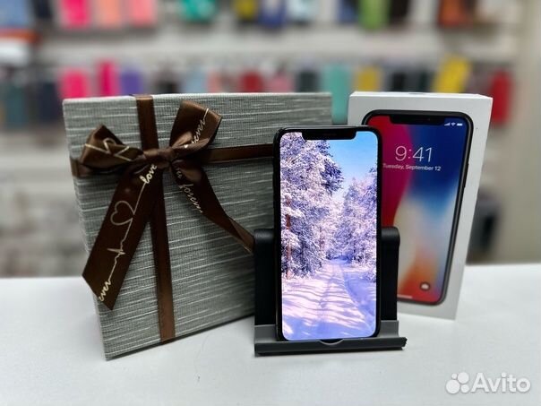 iPhone X, 64 ГБ