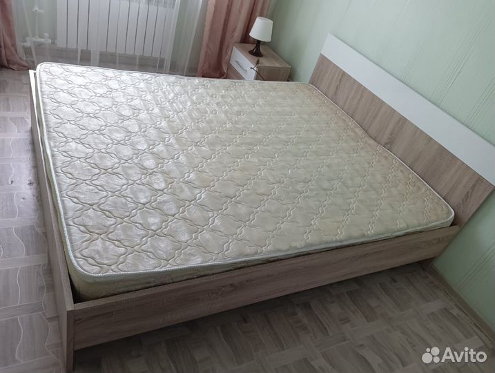 Матрас 160х200 бу