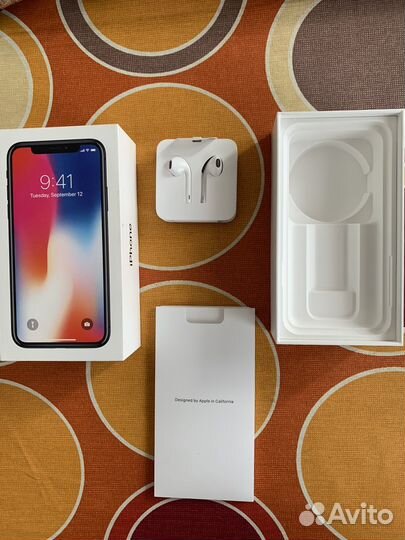 Коробки от iPhone