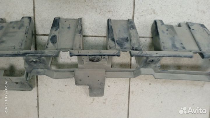 Кронштейн заднего бампера Ford Kuga 2