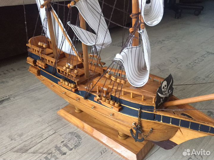 Пиратский корабль