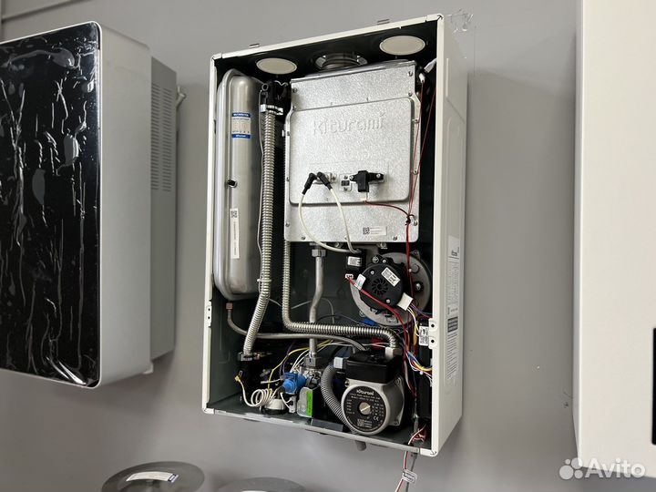 Газовый настенный котел до 240м2