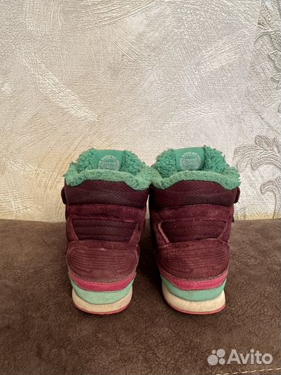 Ботинки Adidas для девочки