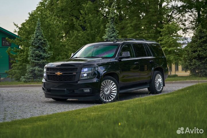 Кованые диски Maybach R22 на Chevrolet Tahoe