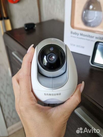 Видео няня Samsung SEW-3053W с одной камерой