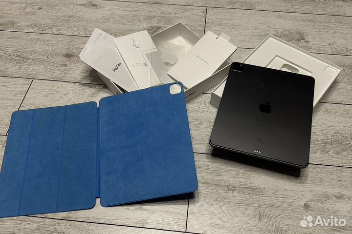 iPad Pro 12.9 - 1TB (Wi-Fi + Cellular) -Space Gray