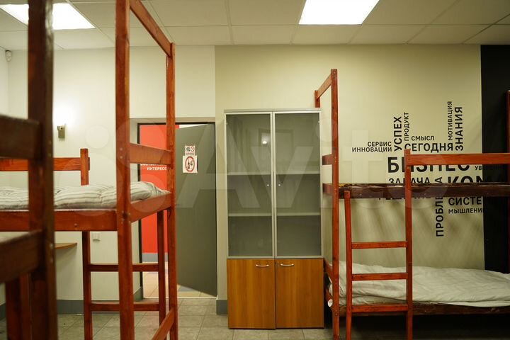 Комната 100 м², 2/5 эт.